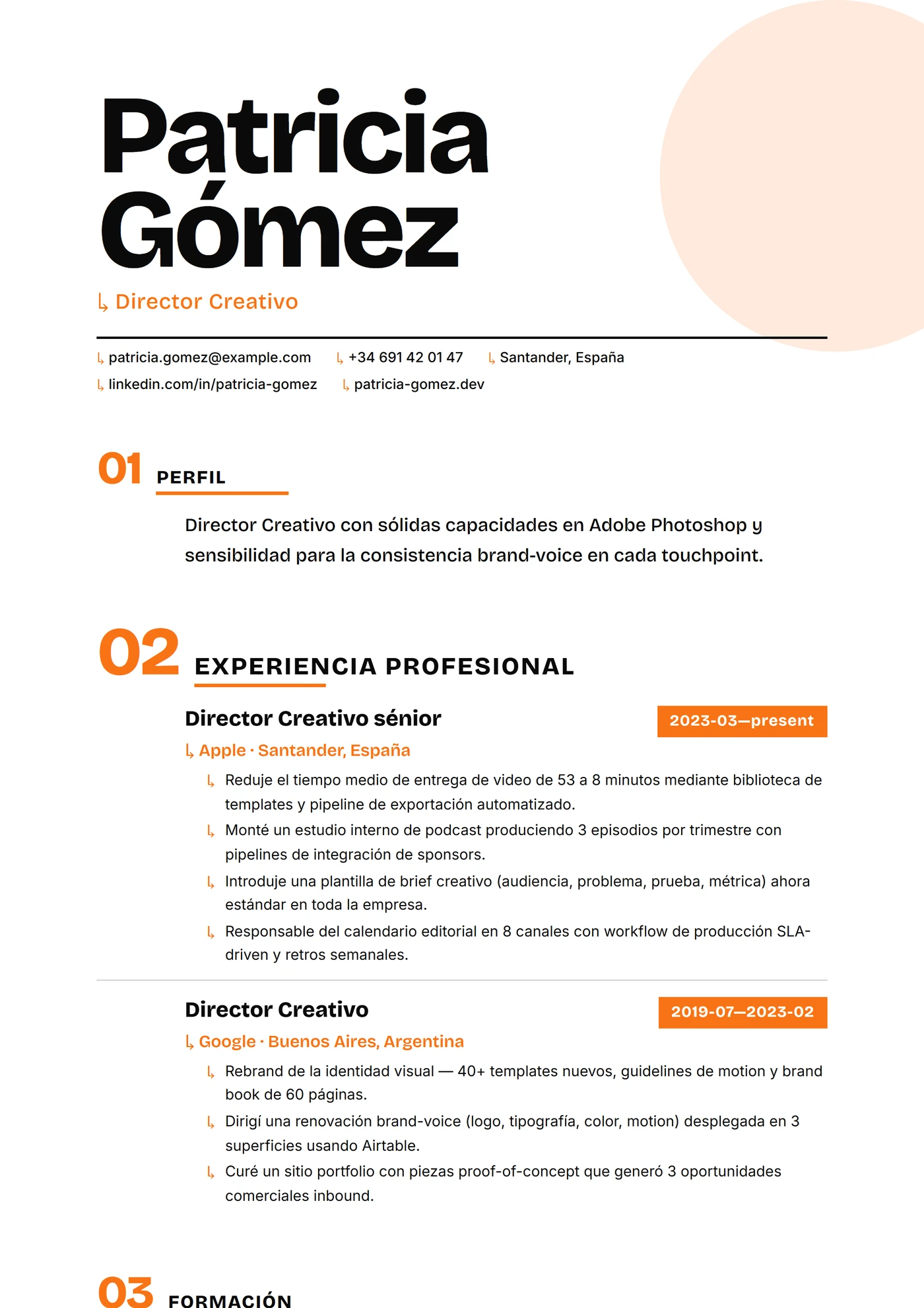 Moderno Asimétrico — Plantillas de CV